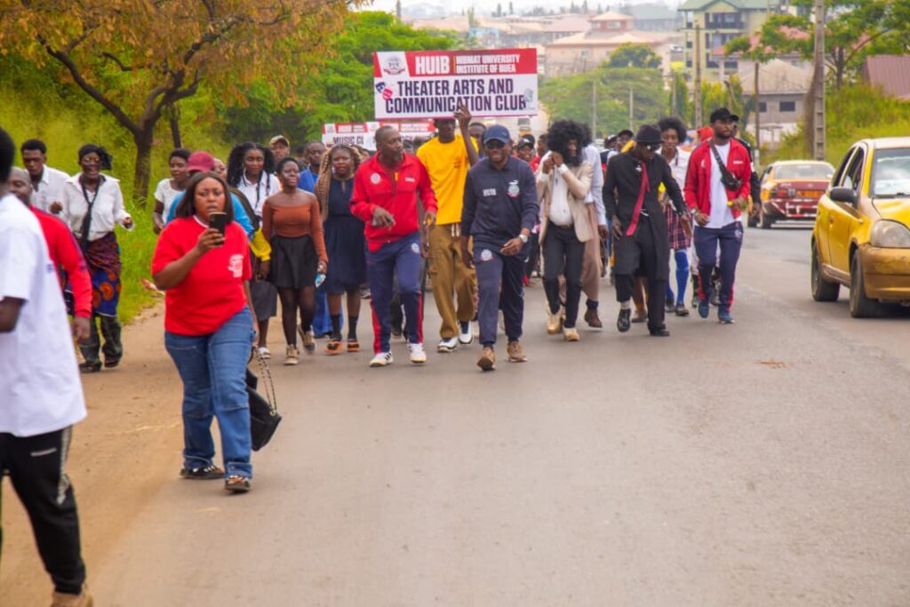 President walking the talk along the streets of Molyko